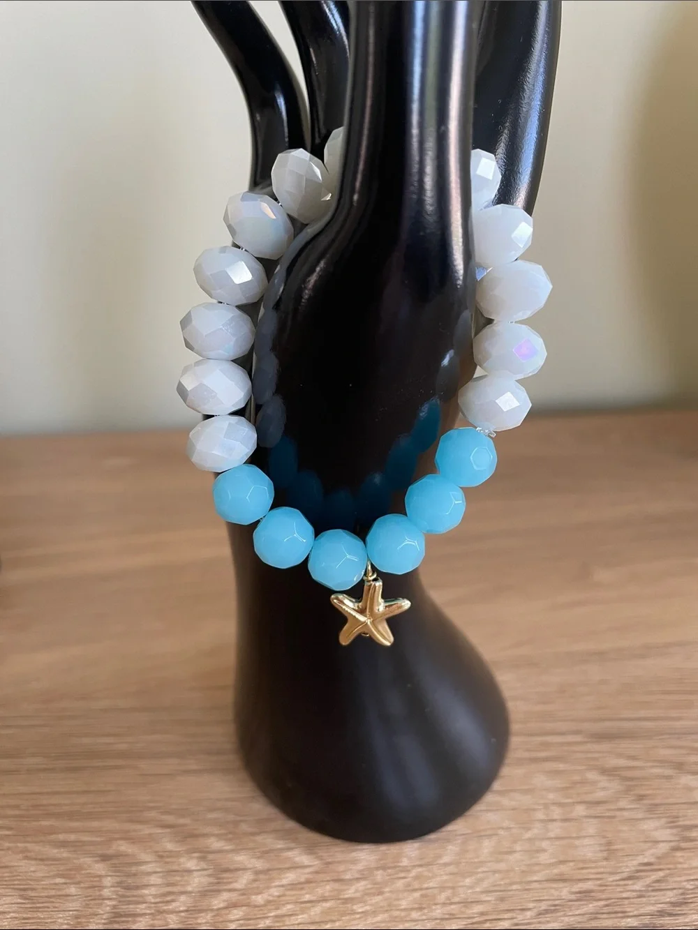 HAND CRAFTED BEADED STARFISH STRETCH BRACELET Aqua Blue & White Faceted Beads